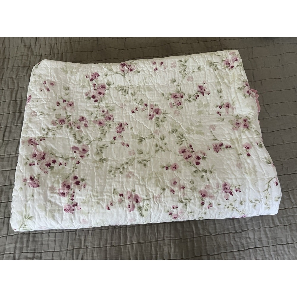 Simply Shabby Chic Rachel Ashwell Twin Cherry Blossom Quilt 100% Cott Satin Trim